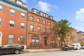 815 Park Ave in Baltimore, MD - Building Photo - Primary Photo