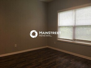 213 NE Kim Ct in Grain Valley, MO - Building Photo - Building Photo