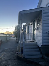 904 Main St in Walpole, MA - Building Photo - Building Photo
