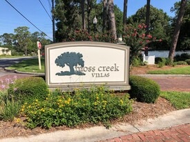 26 White Oak Ct in Brunswick, GA - Building Photo