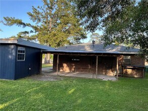 3159 Dee St in Slidell, LA - Foto de edificio - Building Photo