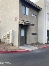 3301 E Earll Dr in Phoenix, AZ - Building Photo - Building Photo