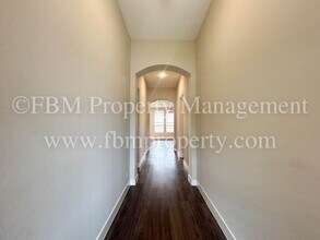335 Country Meadows Blvd in Waxahachie, TX - Building Photo - Building Photo