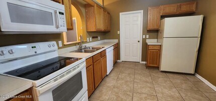 5540 Fay Blvd in Cocoa, FL - Building Photo - Building Photo