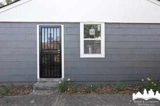 2909 Flora Ave in Memphis, TN - Building Photo - Building Photo