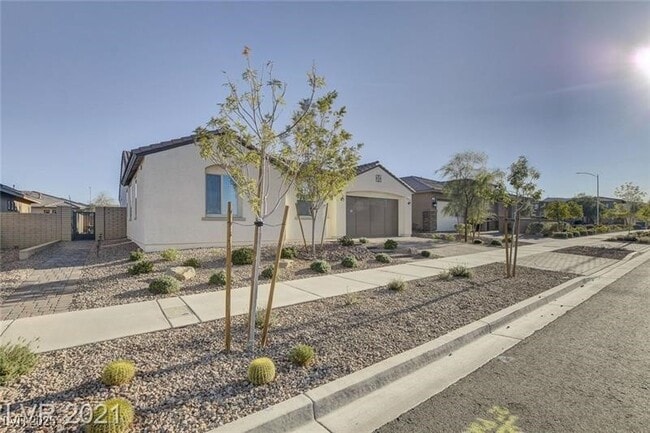 1062 N Water St in Henderson, NV - Building Photo - Building Photo