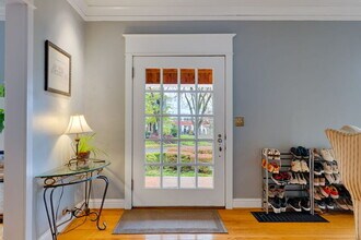 3321 NE Peerless Pl in Portland, OR - Building Photo - Building Photo