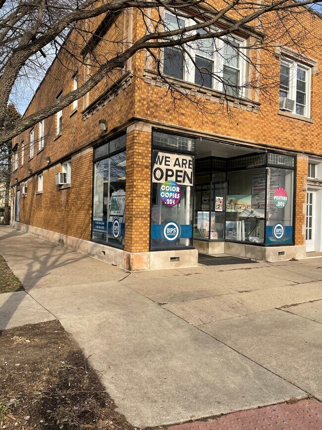 1107 Florence Ave Rentals in Evanston, IL