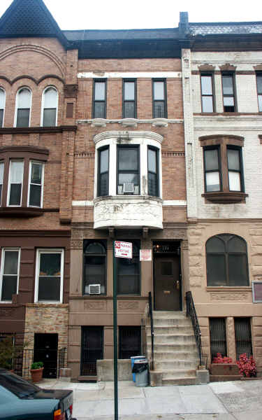 Conversion To Sfr in New York, NY - Building Photo