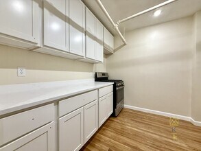 28 Littell Rd, Unit A in Brookline, MA - Building Photo - Building Photo