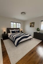 464 Hungry Harbor Rd in Valley Stream, NY - Building Photo - Building Photo