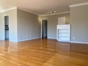 4700 Los Feliz Blvd, Unit 8 in Los Angeles, CA - Building Photo - Building Photo