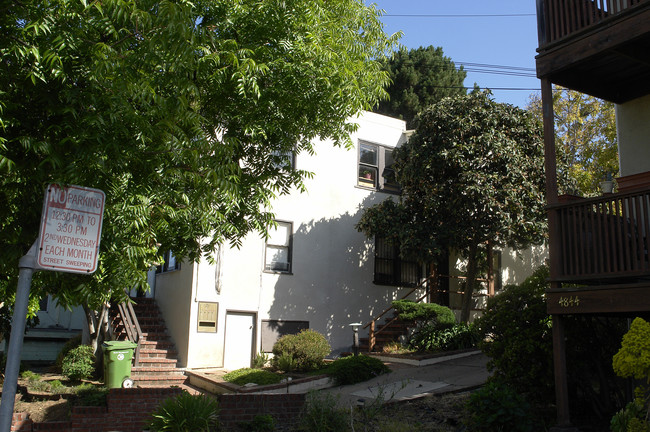 4838 Daisy St in Oakland, CA - Building Photo - Building Photo