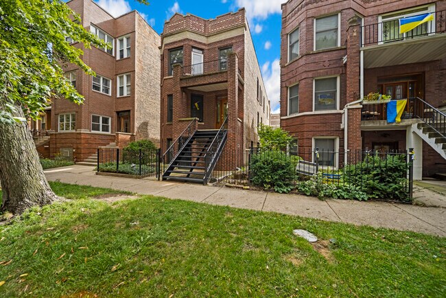 property at 2325 W Rice St