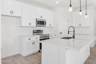 3430 W Colusa Dr in Eloy, AZ - Building Photo - Building Photo