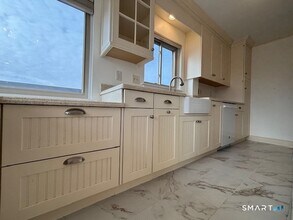 1611 Washington Blvd in Stamford, CT - Building Photo - Building Photo