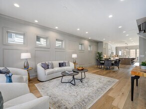 1143 W Montana St in Chicago, IL - Building Photo - Building Photo