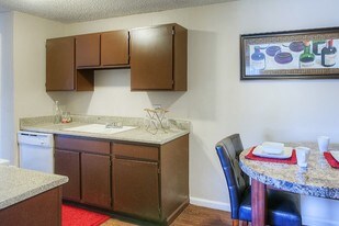Buffalo Springs Apartments