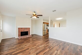 3845 German Pointer Way in Fort Worth, TX - Building Photo - Building Photo