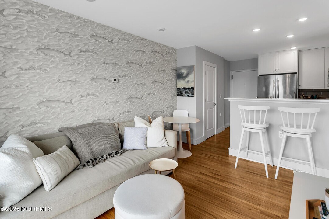 1706 Park Ave in Asbury Park, NJ - Building Photo