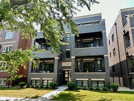 5667 W Higgins Ave in Chicago, IL - Building Photo
