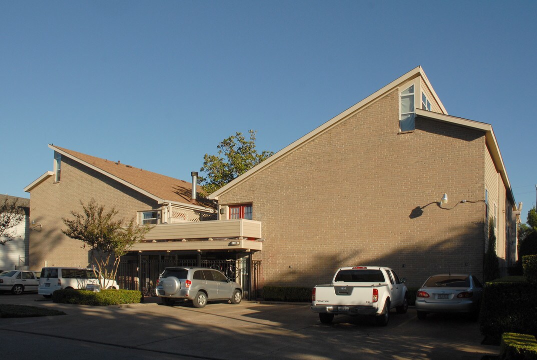 The Village in Houston, TX - Foto de edificio