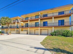 2129 N Ocean Shore Blvd in Flagler Beach, FL - Building Photo - Building Photo