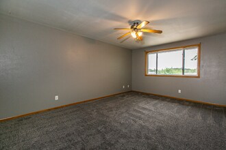 3061 Stellar Eagle Dr in Dubuque, IA - Building Photo - Building Photo