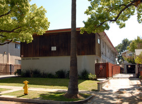 424 N Catalina Ave Apartments