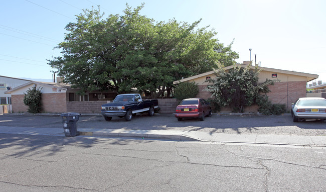 400-404 Georgia St S in Albuquerque, NM - Building Photo - Building Photo