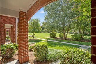 929 Central Park Cir in Davidson, NC - Building Photo - Building Photo