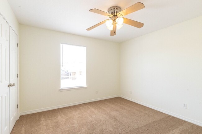 17239 Avondale Cir in Biloxi, MS - Building Photo - Building Photo