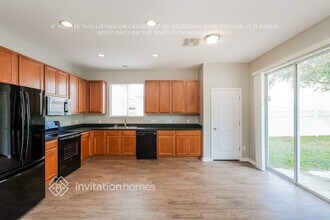 26951 Stillbrook Dr in Wesley Chapel, FL - Foto de edificio - Building Photo