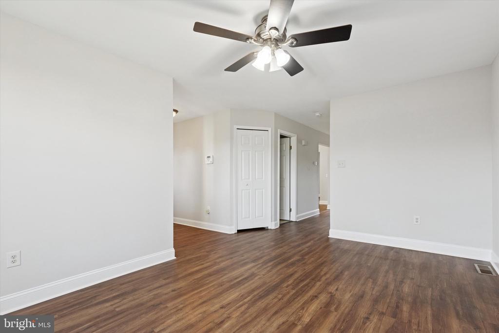 270 Deer Run Ct in Royersford, PA - Building Photo