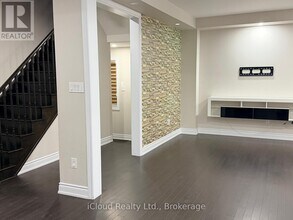 16 Provost Trail in Brampton, ON - Building Photo - Building Photo