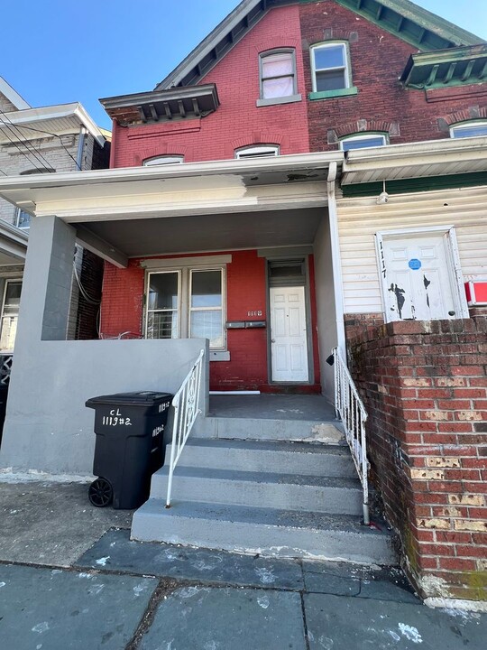 1119 E State St in Trenton, NJ - Building Photo