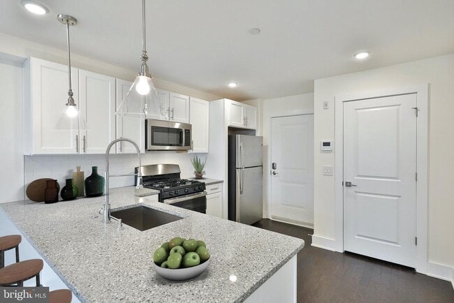 2608 Braddock St in Philadelphia, PA - Building Photo - Building Photo