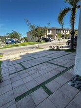 15860 NW 91st Ct in Miami Lakes, FL - Building Photo - Building Photo