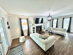 9507 Guernsey Ct in Charlotte, NC - Foto de edificio - Building Photo