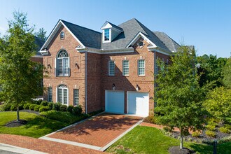 Grayson Hill Townhomes in Richmond, VA - Building Photo - Primary Photo