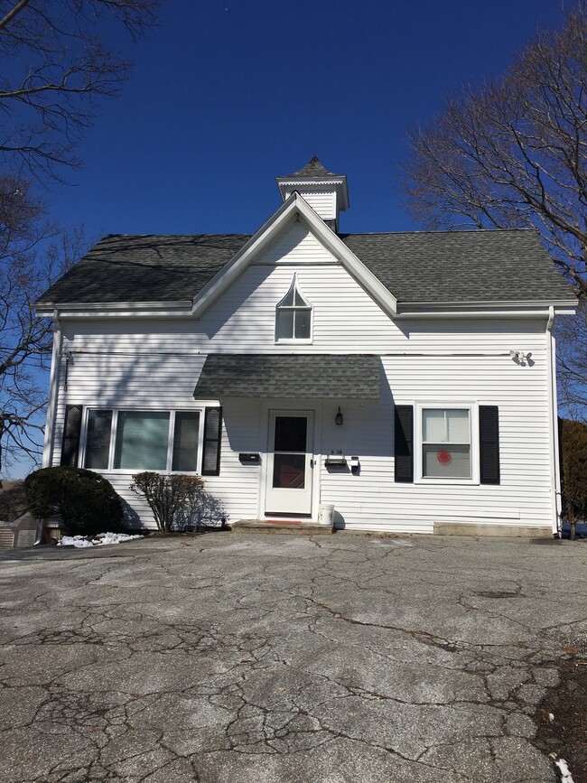 14 Salem St, Unit 3 in Woburn, MA - Building Photo - Building Photo