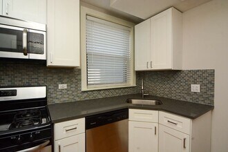2326 N Rockwell St in Chicago, IL - Building Photo - Building Photo