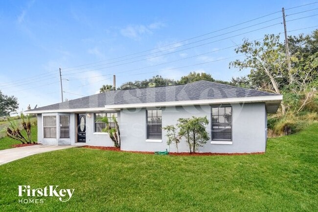 501 Greenview Terrace in Lake Wales, FL - Building Photo - Building Photo