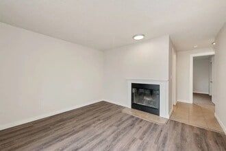 Avon Park in Burien, WA - Building Photo - Interior Photo