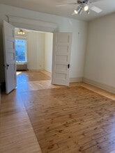 202 W South St in Woodstock, IL - Foto de edificio - Building Photo