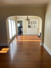 515 S Indiana St in Anaheim, CA - Foto de edificio - Building Photo