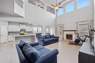 8062 Mozart St in Round Rock, TX - Building Photo - Building Photo