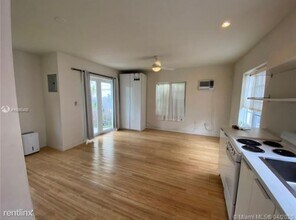 912 Euclid Ave-Unit -apt 3 3 in Miami Beach, FL - Building Photo - Building Photo