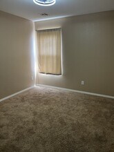 9116 Snowberry Dr in Oklahoma City, OK - Building Photo - Building Photo