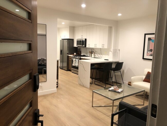 3917 Tilden Ave, Unit Apt B